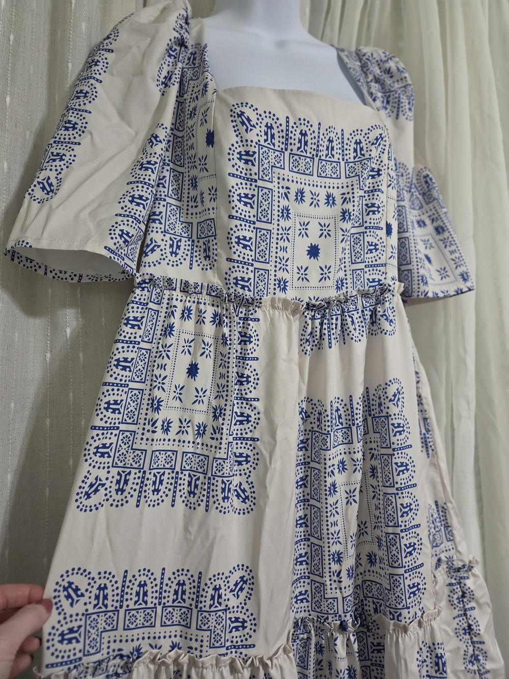 SHEIN Cream Maxi Dress with Blue Geometric Print - Picture 2 of 6